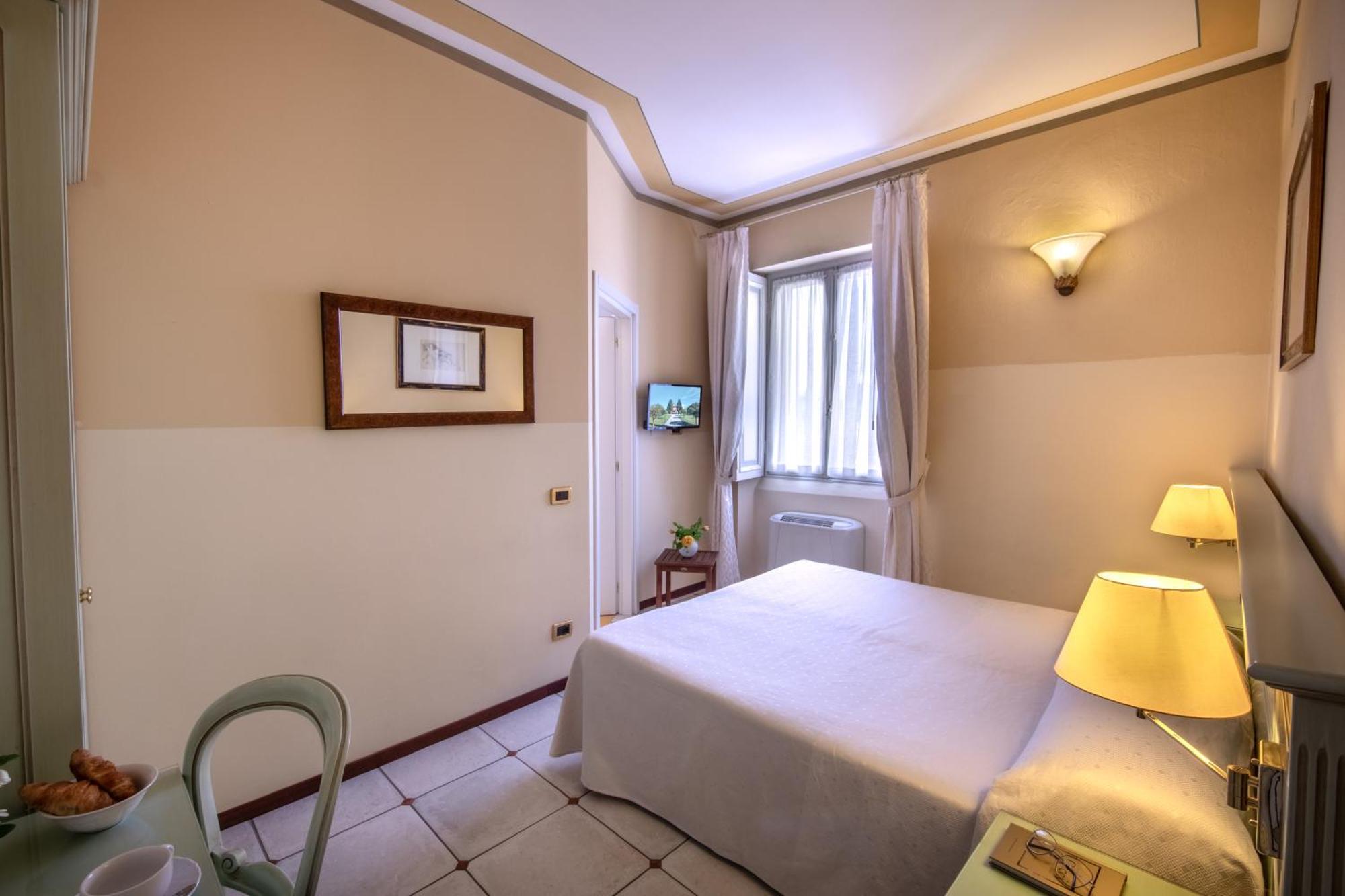 Hotel Villa Liberty Pontecurone Exterior photo
