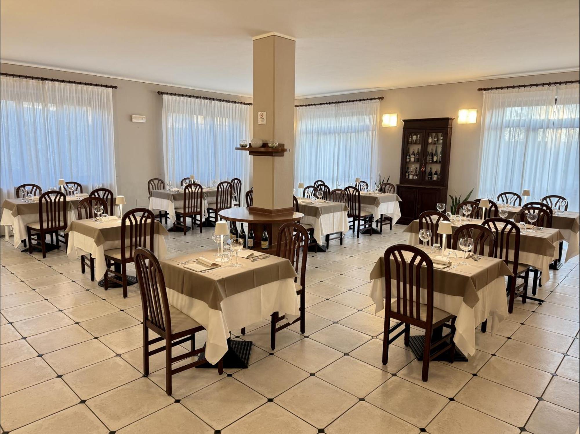 Hotel Villa Liberty Pontecurone Exterior photo